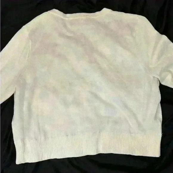 KARL LAGERFELD Cropped Feminine Cardigan  Pearl Buttons Ribbed and Floral Back - Picture 4 of 8